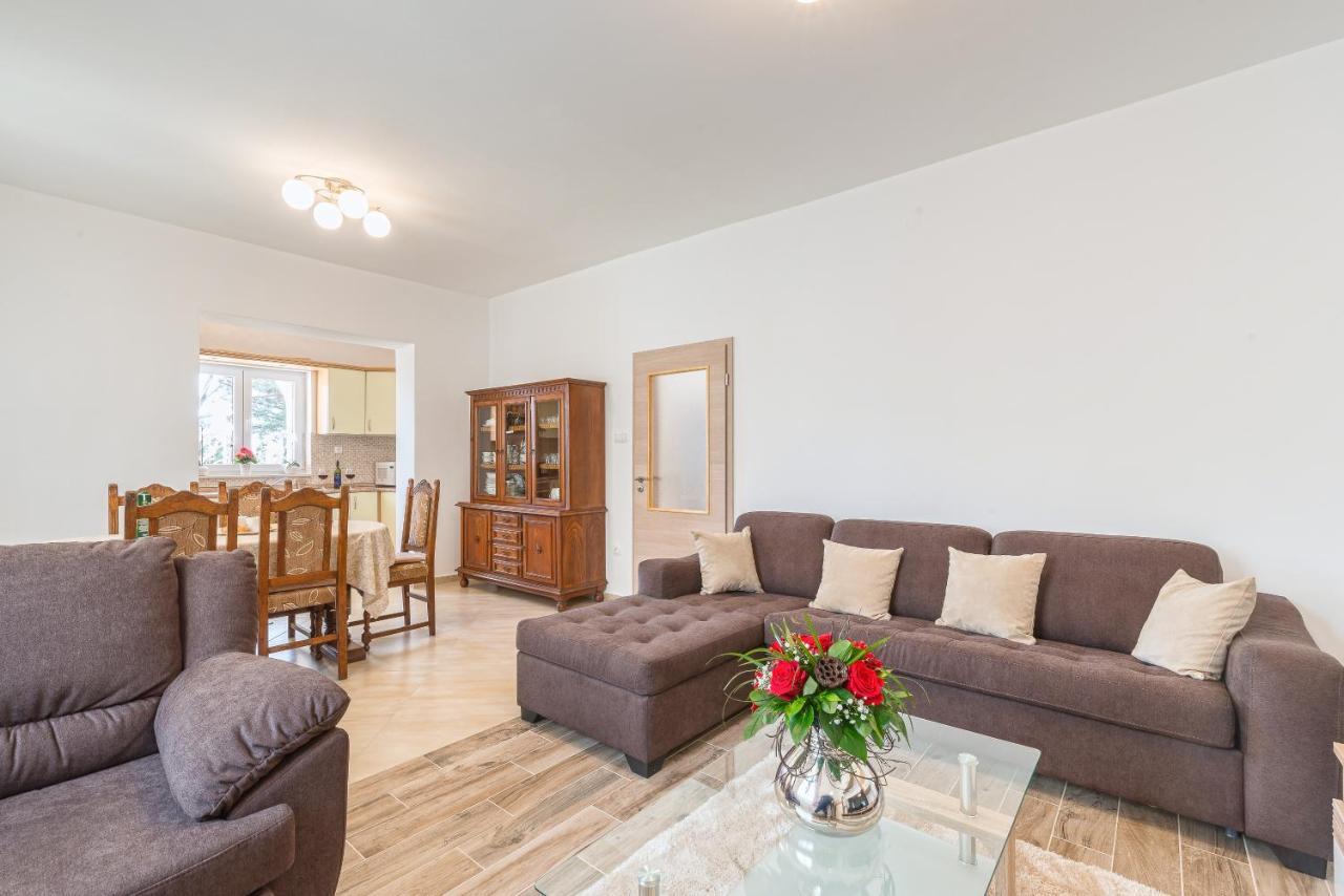 Apartman Tea Привлака Екстер'єр фото