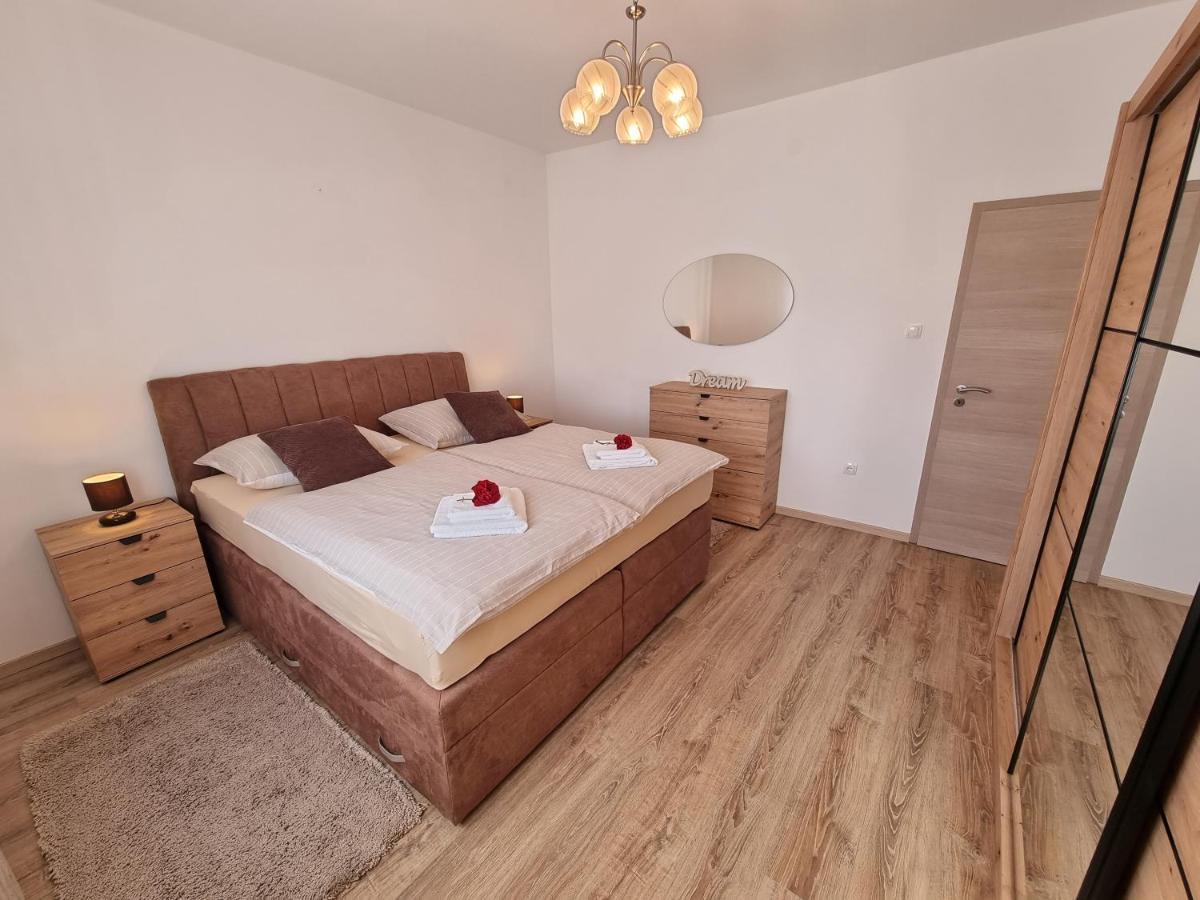 Apartman Tea Привлака Екстер'єр фото