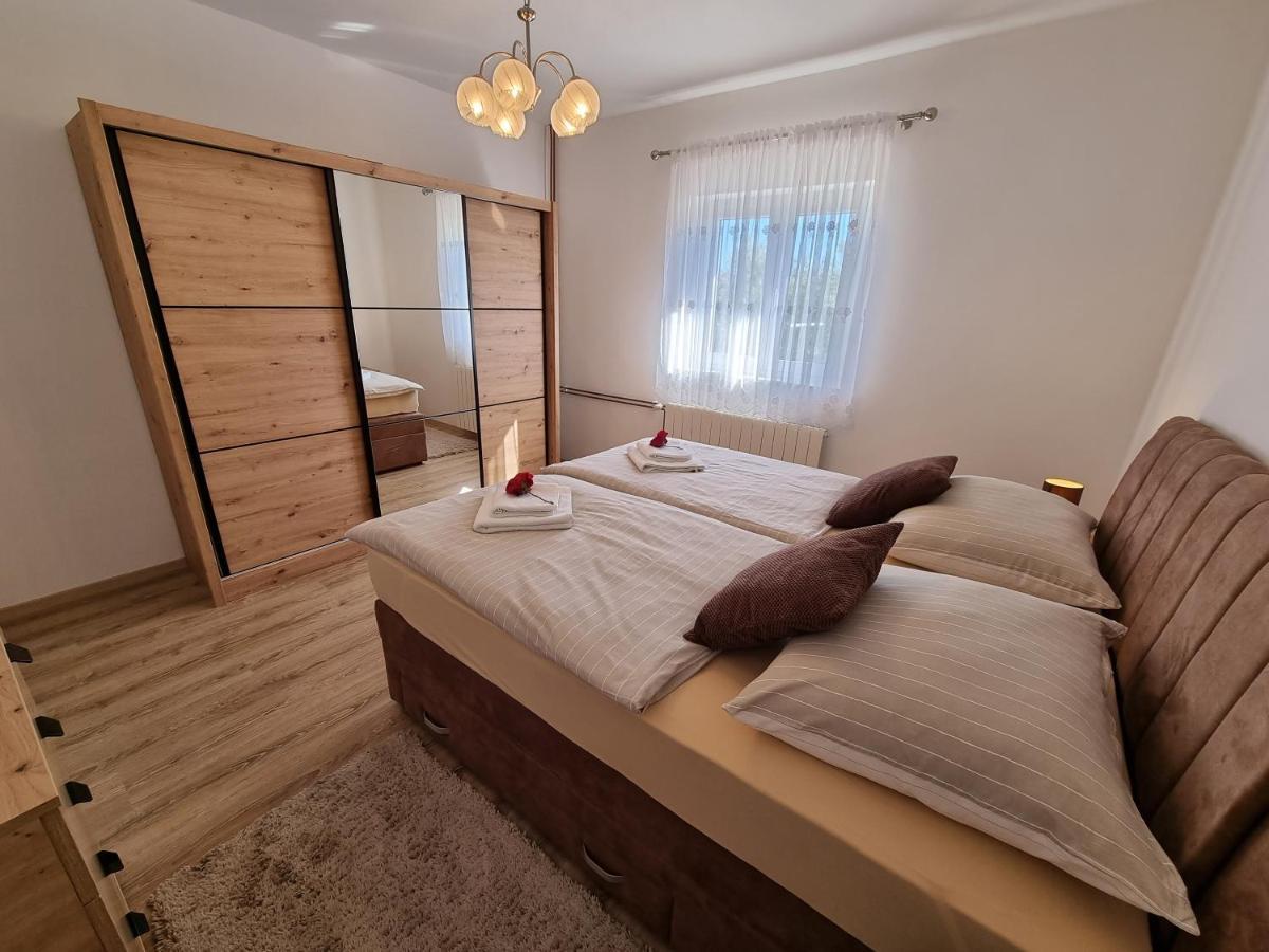 Apartman Tea Привлака Екстер'єр фото