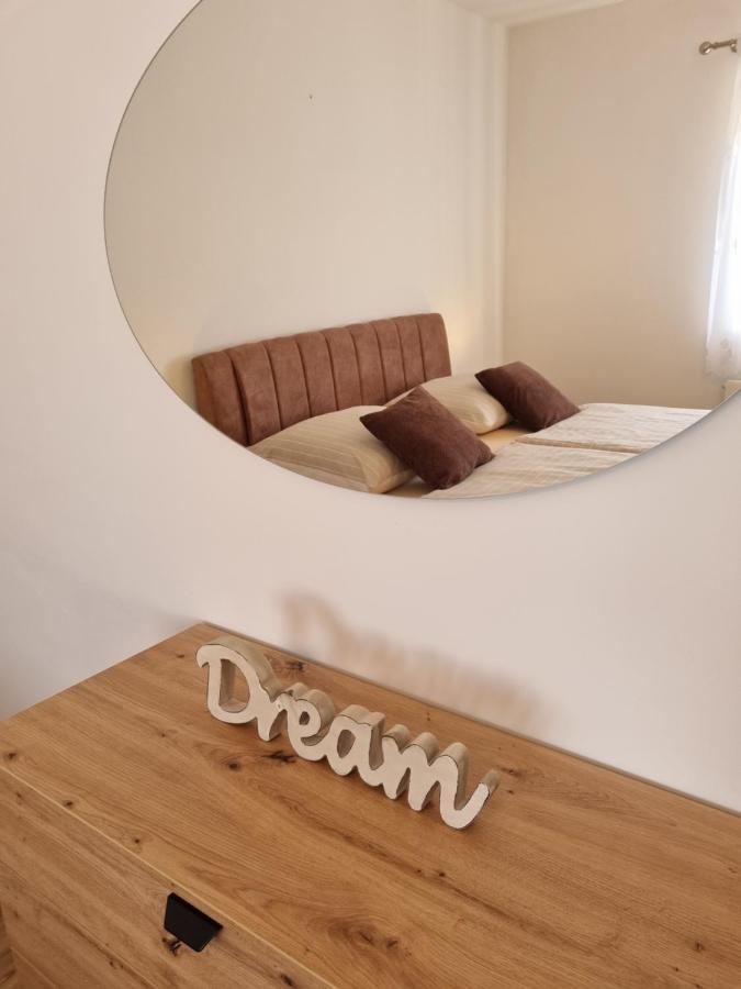 Apartman Tea Привлака Екстер'єр фото